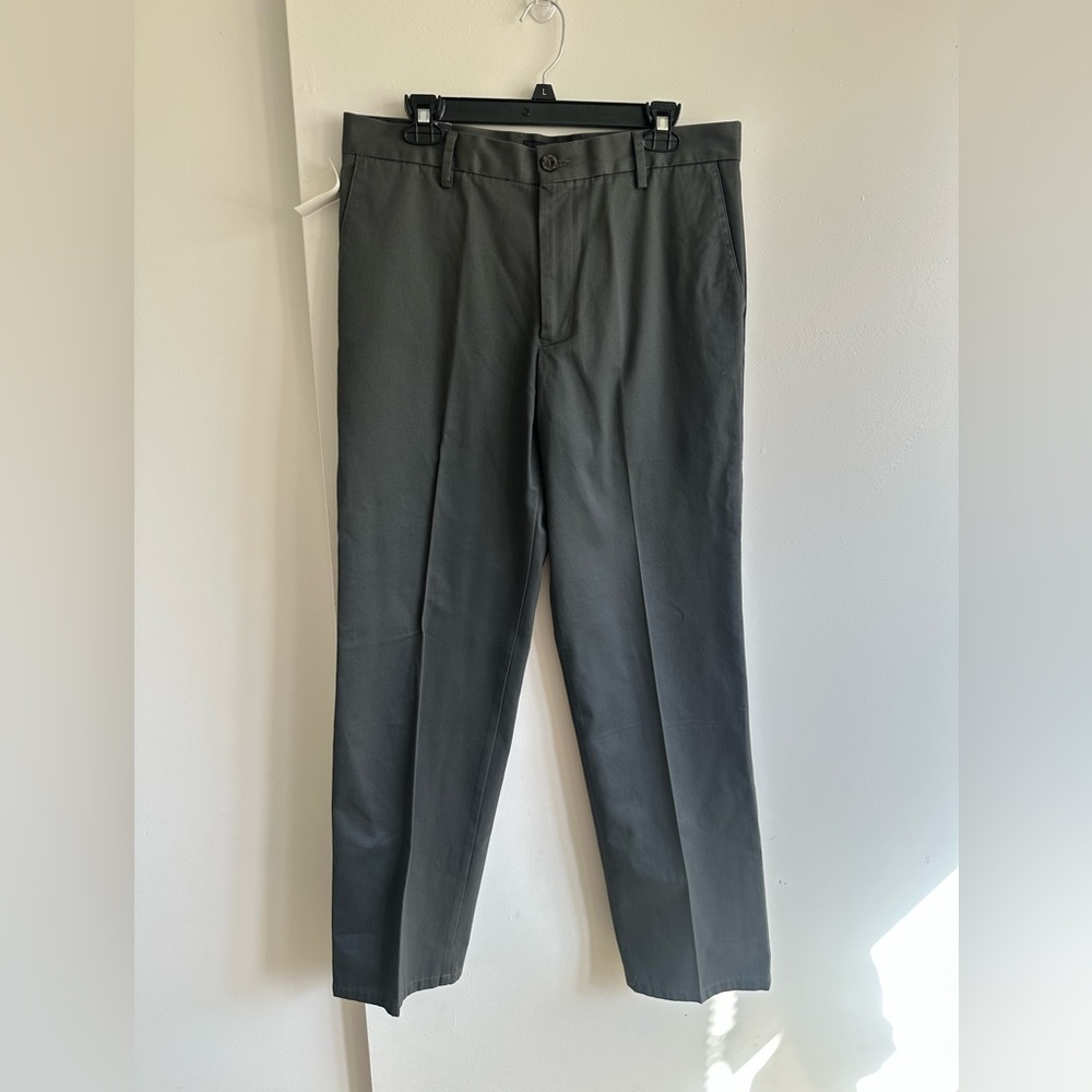 Dockers Men’s Dress Pants Charcoal Gray Flat Front